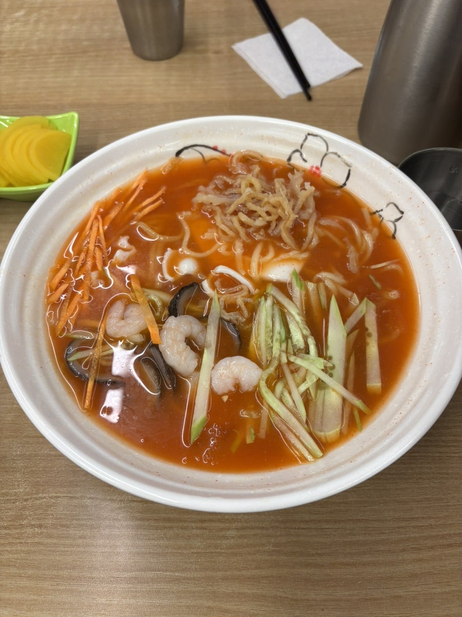 만리향의 냉짬뽕
