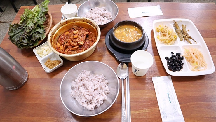 경희식당 내부