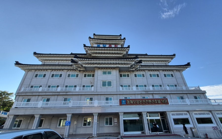 동해 망상해수욕장 인근, 갓 오픈해 깔끔한 중식당 '연화각'
