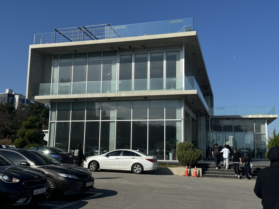 곳 사천점 건물 외관