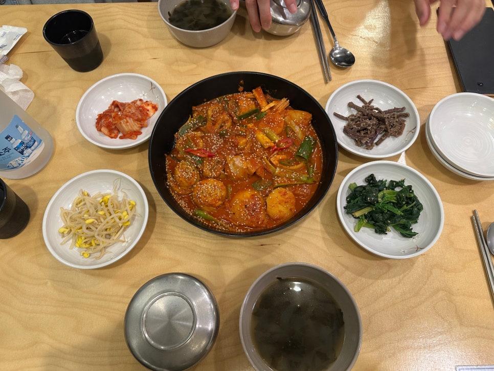 서귀포올레시장 가성비 맛집, 뼈없는 갈치조림 '올레삼다정'