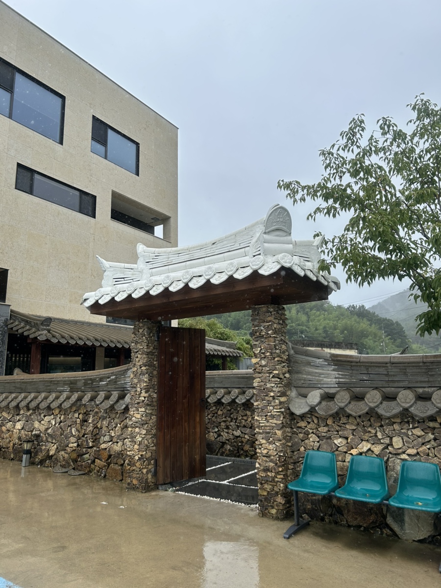 [진주] 사진도 잘 나오고 분위기도 좋은 한옥카페