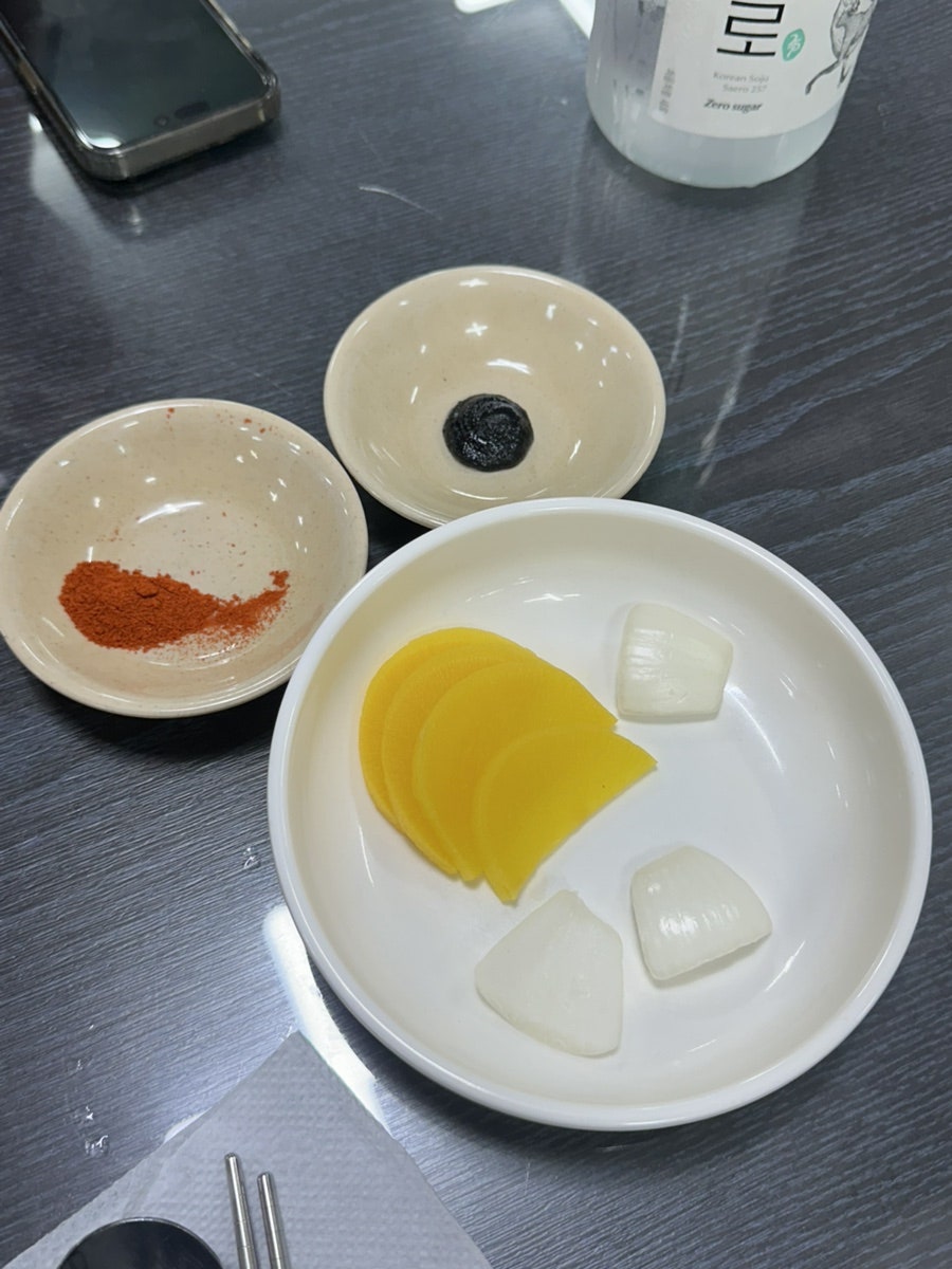 주차장에서 본 다룡짬뽕의 전경