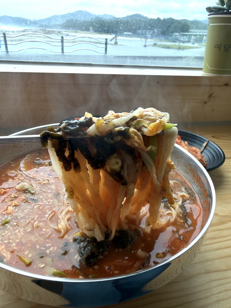 장칼국수와 멸치칼국수